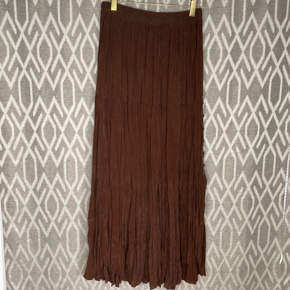Vintage Dresses & Skirts - Ropa USA Skirt Elastic Waist Maxi Length Full Skirt w/ Side Slit & Buttons Small